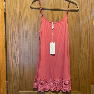 Monoreno dark Punk Embroidered cami Long Medium